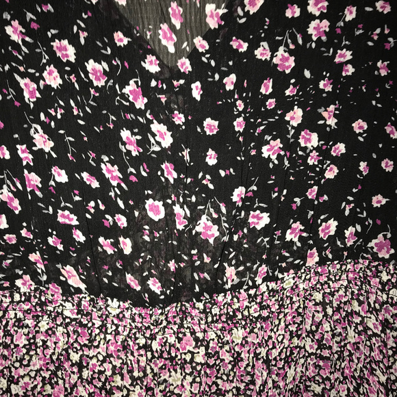 Kaktus Black and Pink Floral Tunic - Picture 7 of 7